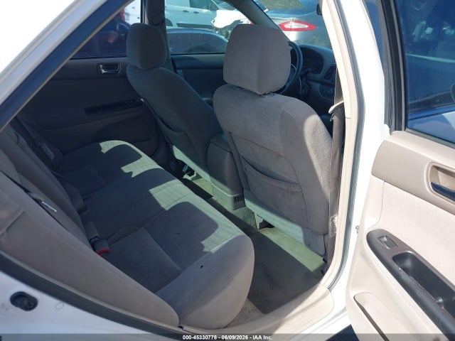Продажа на аукционе авто 2005 Toyota Camry Le, vin: 4T1BE32K65U564287, номер лота: 45330778