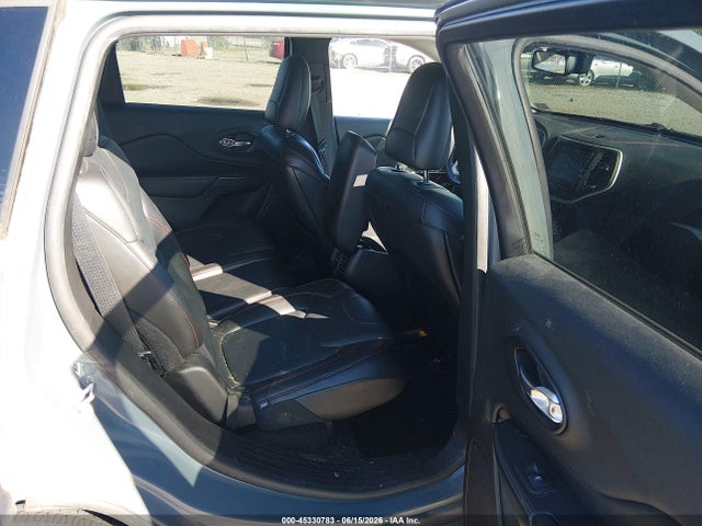 Продажа на аукционе авто 2015 Jeep Cherokee Trailhawk, vin: 1C4PJMBS8FW625799, номер лота: 45330783