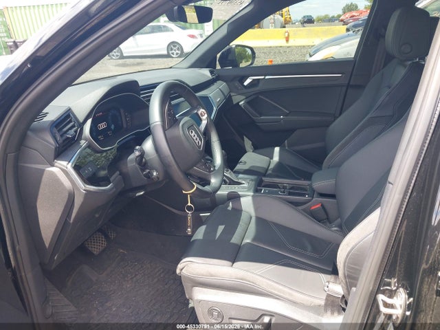 2023 Audi Q3 Premium Plus 45 Tfsi S Line Quattro Tiptronic მანქანა იყიდება აუქციონზე, vin: WA1EECF30P1020001, აუქციონის ნომერი: 45330791