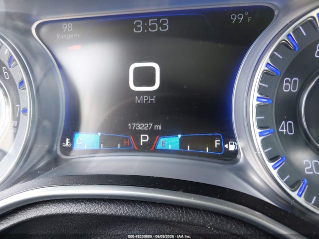 Продажа на аукционе авто 2017 Chrysler 300 Limited, vin: 2C3CCAAG6HH662215, номер лота: 45330805