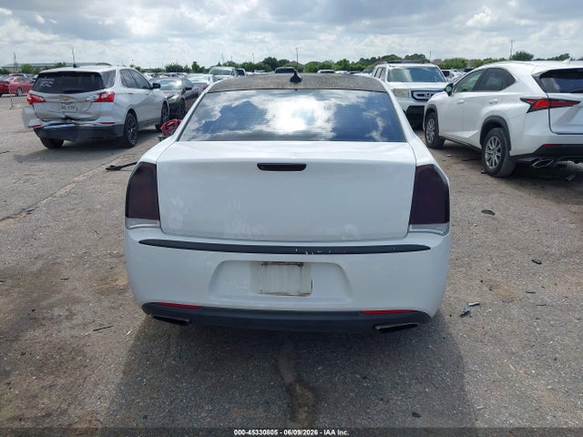 Продажа на аукционе авто 2017 Chrysler 300 Limited, vin: 2C3CCAAG6HH662215, номер лота: 45330805