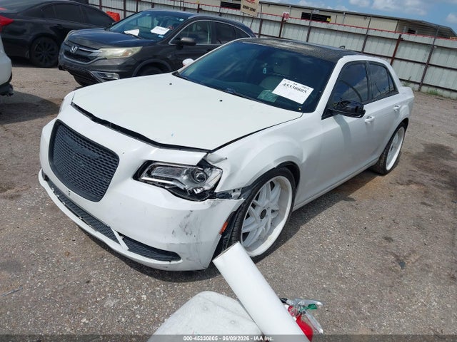 Продажа на аукционе авто 2017 Chrysler 300 Limited, vin: 2C3CCAAG6HH662215, номер лота: 45330805