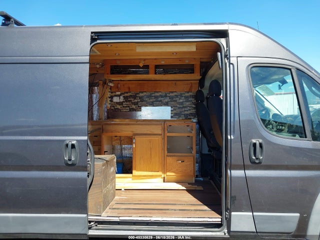 3C6TRVDG8JE154821 RAM Promaster 2500 High Roof 159 Wb