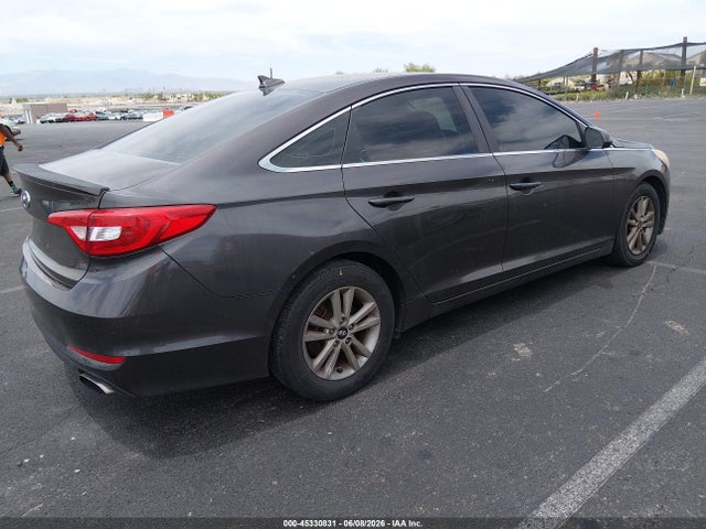 2015 Hyundai Sonata Se მანქანა იყიდება აუქციონზე, vin: 5NPE24AF0FH026913, აუქციონის ნომერი: 45330831