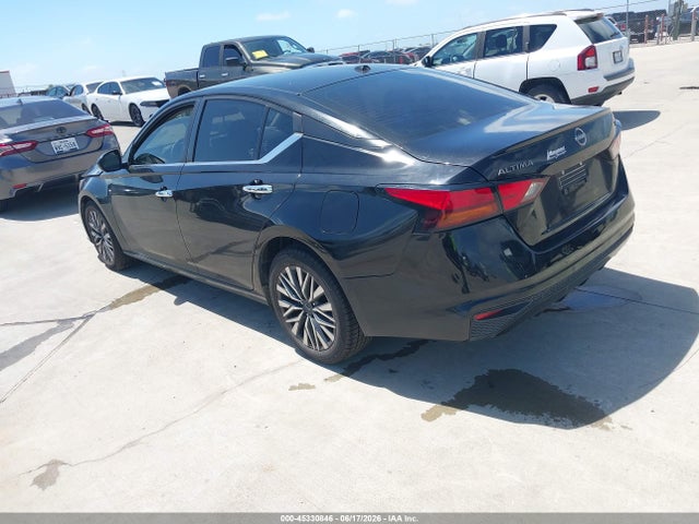 1N4BL4DV9PN315413 Nissan Altima Sv Fwd