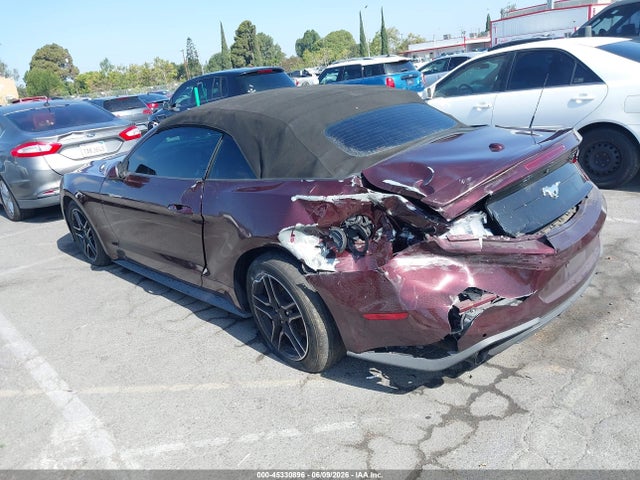 45330896 :رقم المزاد ، 1FATP8UH9J5139416 vin ، 2018 Ford Mustang Ecoboost Premium مزاد بيع