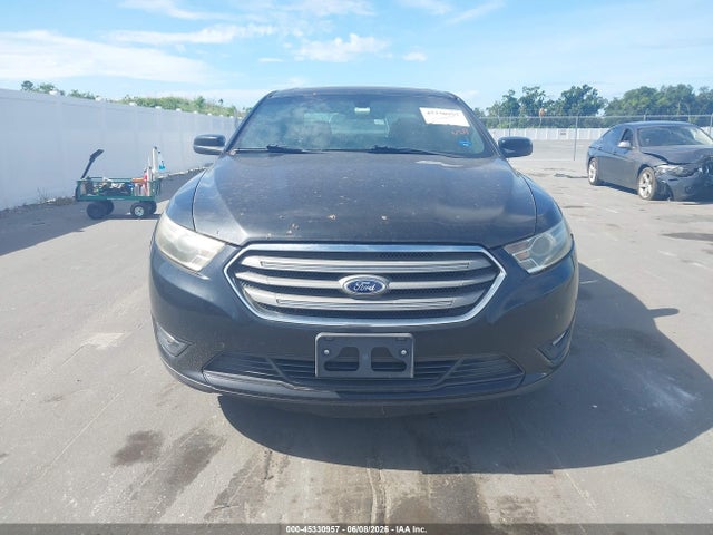 2015 Ford Taurus Sel მანქანა იყიდება აუქციონზე, vin: 1FAHP2E88FG121065, აუქციონის ნომერი: 45330957