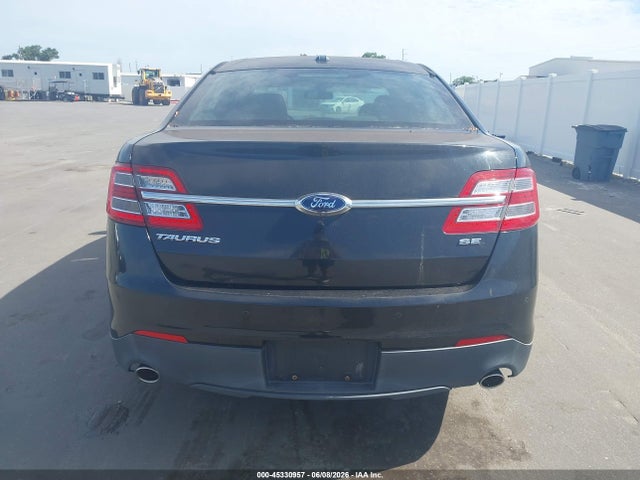 2015 Ford Taurus Sel მანქანა იყიდება აუქციონზე, vin: 1FAHP2E88FG121065, აუქციონის ნომერი: 45330957