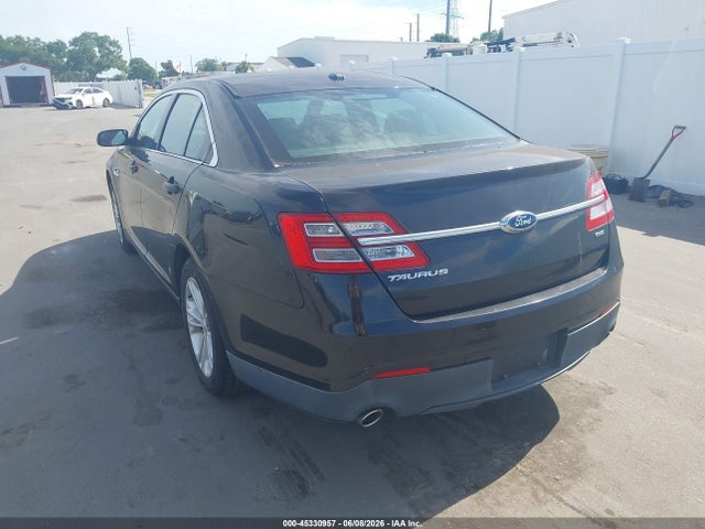 2015 Ford Taurus Sel მანქანა იყიდება აუქციონზე, vin: 1FAHP2E88FG121065, აუქციონის ნომერი: 45330957