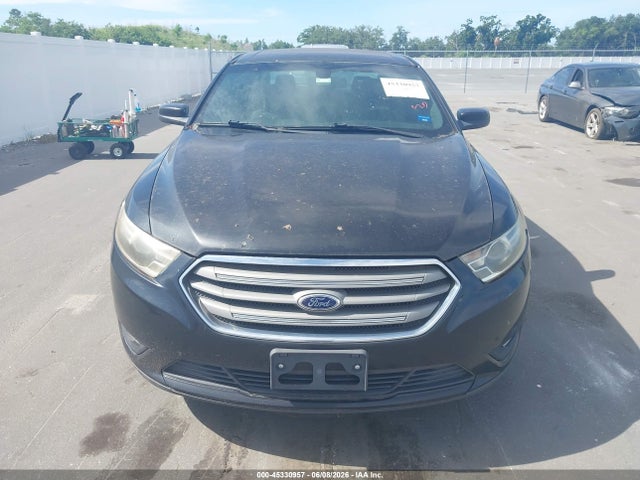 2015 Ford Taurus Sel მანქანა იყიდება აუქციონზე, vin: 1FAHP2E88FG121065, აუქციონის ნომერი: 45330957