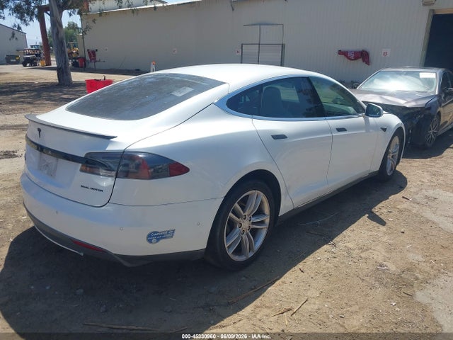 Tesla MODEL S 2016 5YJSA1E17GF123402 Image 4