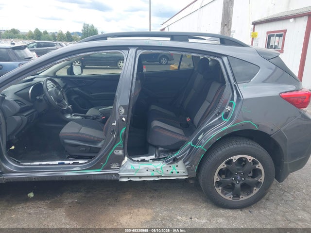 JF2GTAEC4P8225551 Subaru Crosstrek Premium