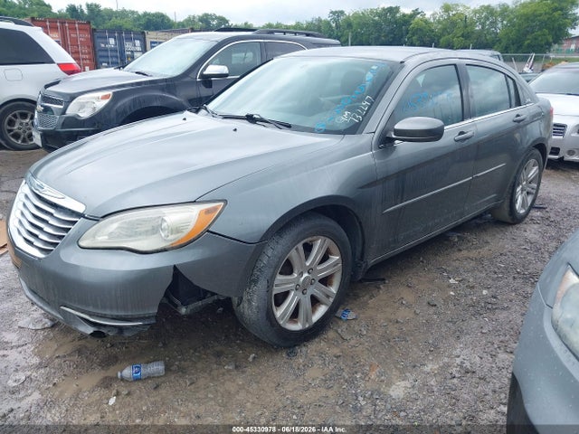 Продажа на аукционе авто 2013 Chrysler 200 Touring, vin: 1C3CCBBB9DN732297, номер лота: 45330978