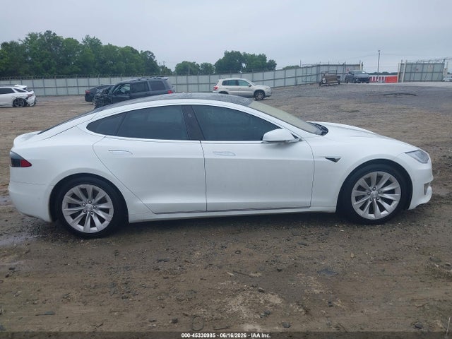 Продаж на аукціоні авто 2018 Tesla Model S 100d/75d/p100d, vin: 5YJSA1E2XJF240102, номер лоту: 45330985