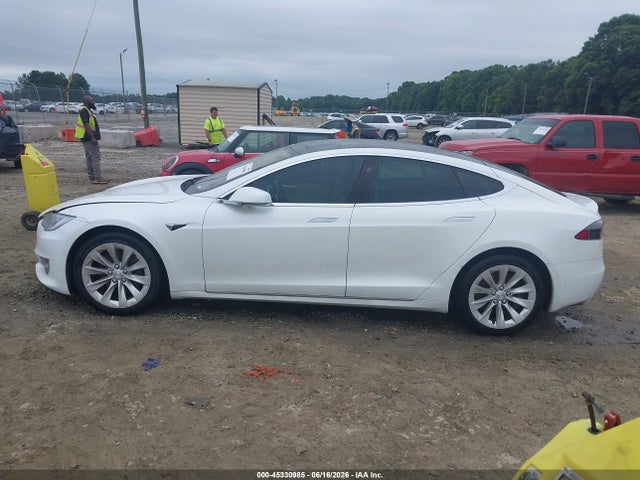 Продаж на аукціоні авто 2018 Tesla Model S 100d/75d/p100d, vin: 5YJSA1E2XJF240102, номер лоту: 45330985