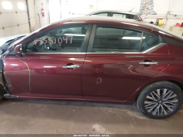 Продаж на аукціоні авто 2023 Nissan Altima Sv Fwd, vin: 1N4BL4DV3PN383125, номер лоту: 45331047