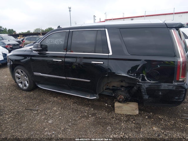 2017 Cadillac Escalade Luxury მანქანა იყიდება აუქციონზე, vin: 1GYS4BKJ3HR362517, აუქციონის ნომერი: 45331075