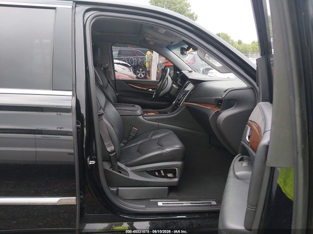 Auction sale of the 2017 Cadillac Escalade Luxury, vin: 1GYS4BKJ3HR362517, lot number: 45331075