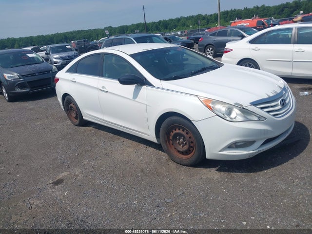2013 Hyundai Sonata Gls მანქანა იყიდება აუქციონზე, vin: 5NPEB4ACXDH618211, აუქციონის ნომერი: 45331076