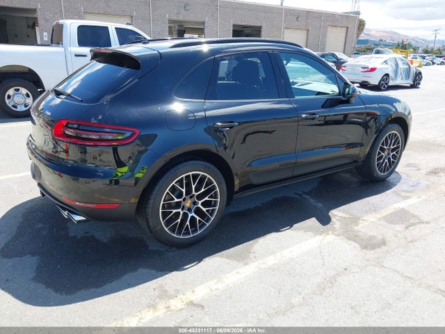 Porsche Macan Sport Edition 2018 WP1AA2A54JLB16582 Image 4