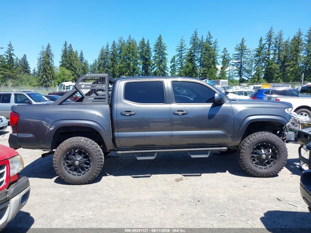 3TMCZ5AN5KM281593 Toyota Tacoma Sr V6