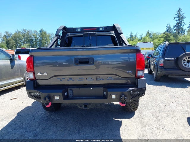 3TMCZ5AN5KM281593 Toyota Tacoma Sr V6