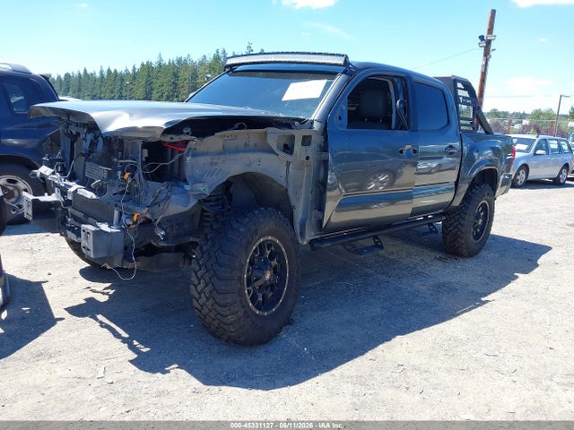 3TMCZ5AN5KM281593 Toyota Tacoma Sr V6