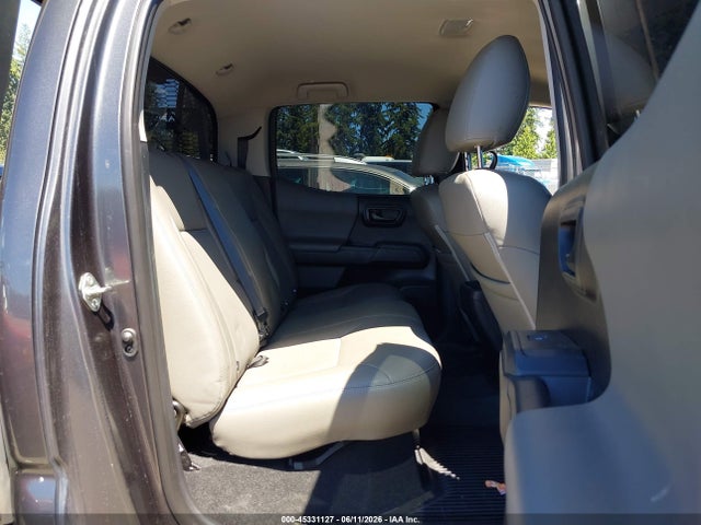 3TMCZ5AN5KM281593 Toyota Tacoma Sr V6