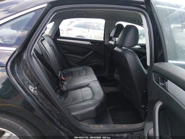 45331132 :رقم المزاد ، 1VWBP7A31DC121658 vin ، 2013 Volkswagen Passat 2.5l Se مزاد بيع