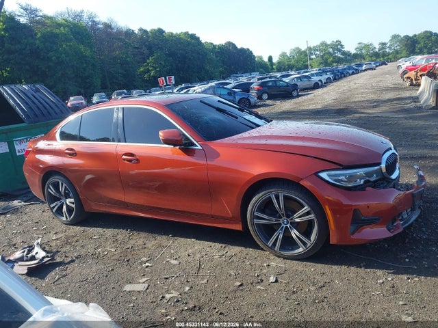 45331143 :رقم المزاد ، 3MW5R7J00M8C02638 vin ، 2021 Bmw 330i Xdrive مزاد بيع