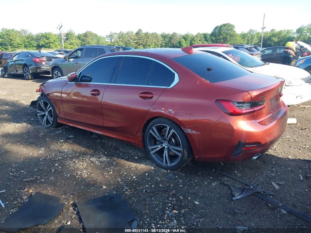 45331143 :رقم المزاد ، 3MW5R7J00M8C02638 vin ، 2021 Bmw 330i Xdrive مزاد بيع