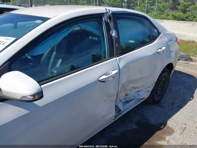Toyota Corolla S 2015 5YFBURHEXFP298198 Image 17