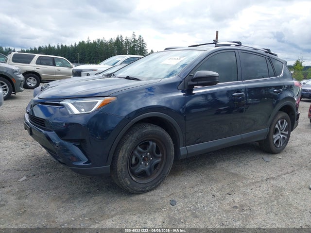 Toyota RAV4 LE 2017 JTMBFREV0HJ104736 Image 2