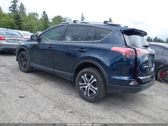 Toyota RAV4 LE 2017 JTMBFREV0HJ104736 Image 3