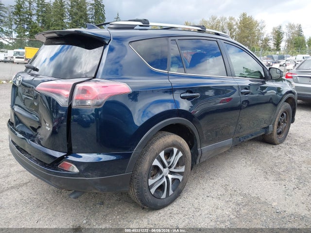 Toyota RAV4 LE 2017 JTMBFREV0HJ104736 Image 4