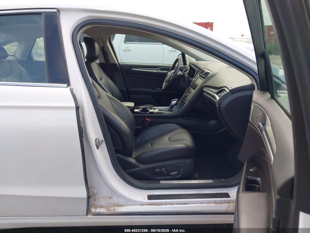 3FA6P0K9XGR303126 Ford Fusion Titanium