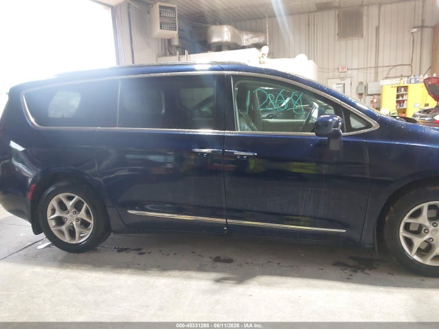 Aukcja sprzedaży 2017 Chrysler Pacifica Touring-l Plus, vin: 2C4RC1EG5HR653810, numer aukcji: 45331268
