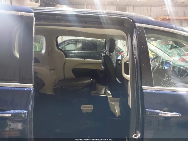 Aukcja sprzedaży 2017 Chrysler Pacifica Touring-l Plus, vin: 2C4RC1EG5HR653810, numer aukcji: 45331268