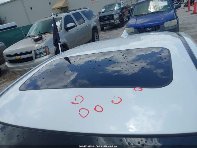 Honda Insight Touring 2020 19XZE4F92LE008070 Image 18