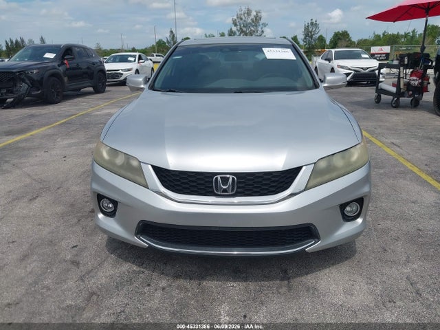 45331386 :رقم المزاد ، 1HGCT2B86EA004981 vin ، 2014 Honda Accord Ex-l V-6 مزاد بيع