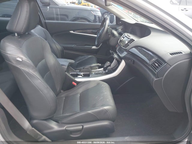45331386 :رقم المزاد ، 1HGCT2B86EA004981 vin ، 2014 Honda Accord Ex-l V-6 مزاد بيع