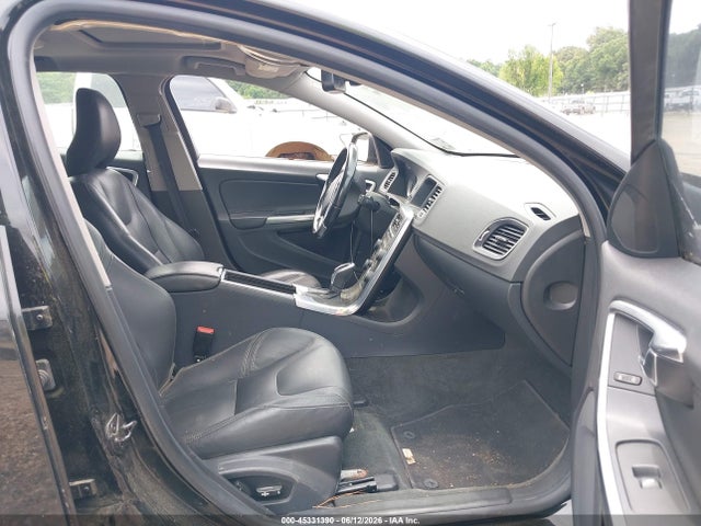Продаж на аукціоні авто 2015 Volvo V60 T5 Premier Plus, vin: YV140MEC2F1207398, номер лоту: 45331390
