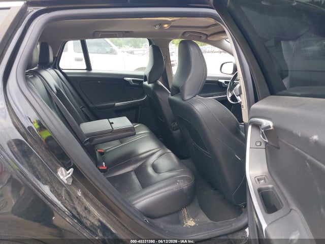 Продаж на аукціоні авто 2015 Volvo V60 T5 Premier Plus, vin: YV140MEC2F1207398, номер лоту: 45331390