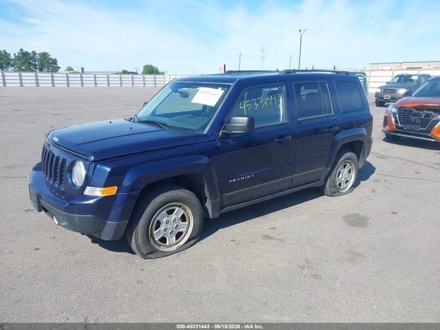 45331443 :رقم المزاد ، 1C4NJRBB8FD135086 vin ، 2015 Jeep Patriot Sport مزاد بيع