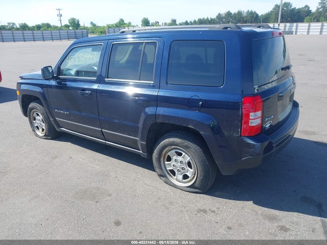 45331443 :رقم المزاد ، 1C4NJRBB8FD135086 vin ، 2015 Jeep Patriot Sport مزاد بيع