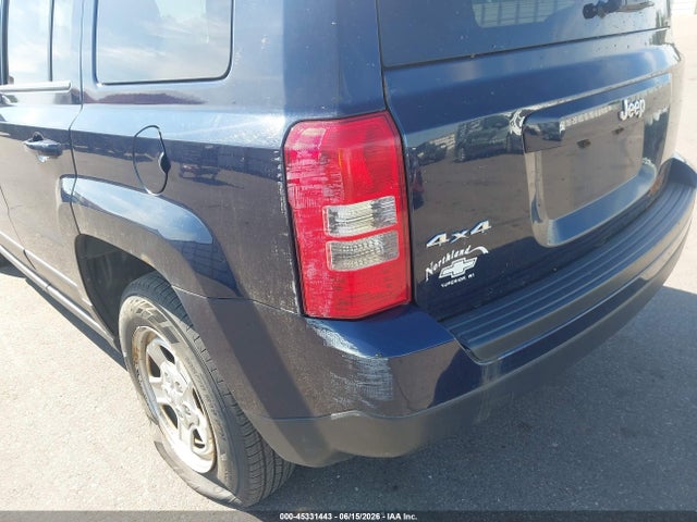 45331443 :رقم المزاد ، 1C4NJRBB8FD135086 vin ، 2015 Jeep Patriot Sport مزاد بيع