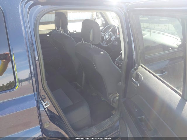 45331443 :رقم المزاد ، 1C4NJRBB8FD135086 vin ، 2015 Jeep Patriot Sport مزاد بيع