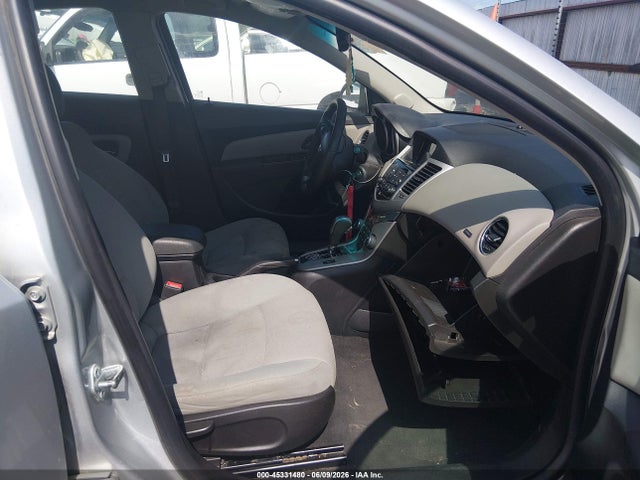 Продажа на аукционе авто 2015 Chevrolet Cruze 1lt Auto, vin: 1G1PC5SB5F7136344, номер лота: 45331480