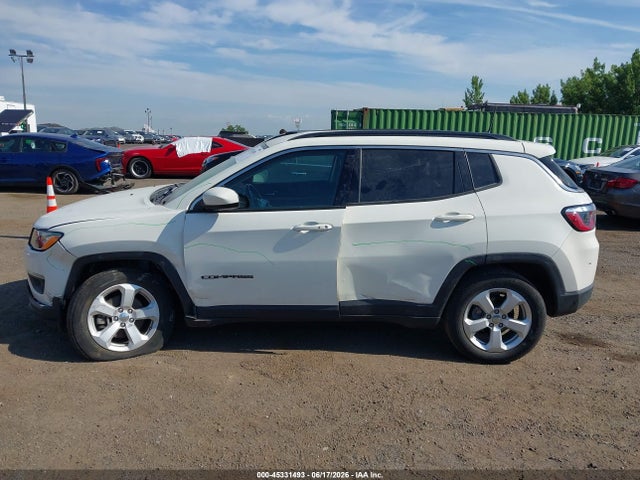 45331493 :رقم المزاد ، 3C4NJDBBXLT138628 vin ، 2020 Jeep Compass Latitude 4x4 مزاد بيع