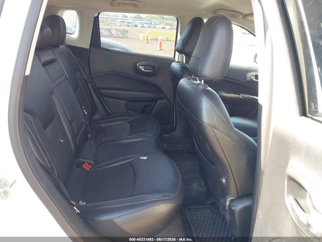 45331493 :رقم المزاد ، 3C4NJDBBXLT138628 vin ، 2020 Jeep Compass Latitude 4x4 مزاد بيع